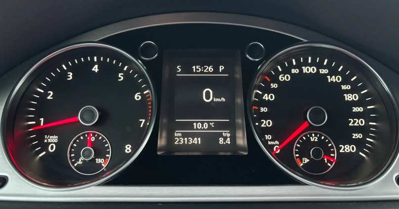Volkswagen Passat CC cena 22000 przebieg: 230000, rok produkcji 2011 z Sochaczew małe 92